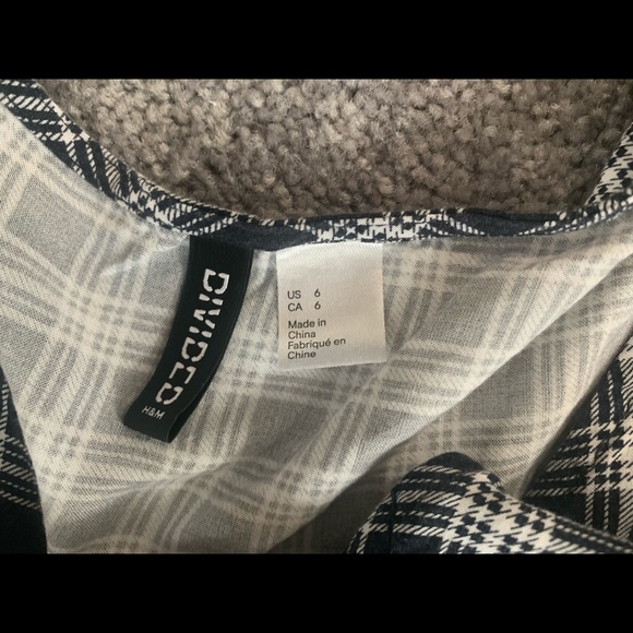 H&M Plaid Crop Top - Picture 3 of 3